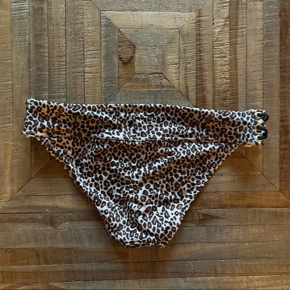 Leopard print bikini bottoms - Picture 2 of 5